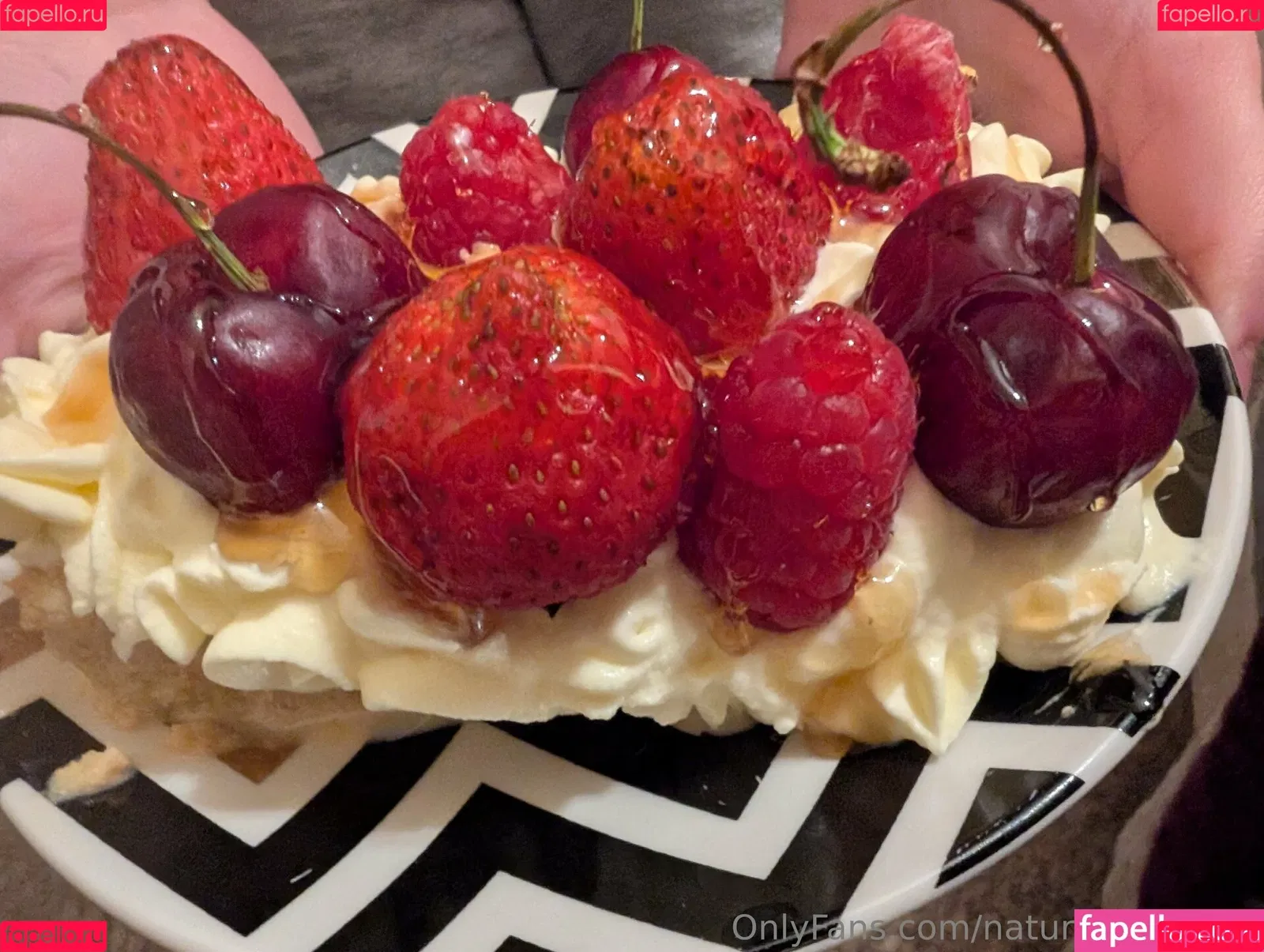 kitchen-Key-1478 / natures.lil.nymp / natures_lil_nymp Onlyfans Photo Gallery 