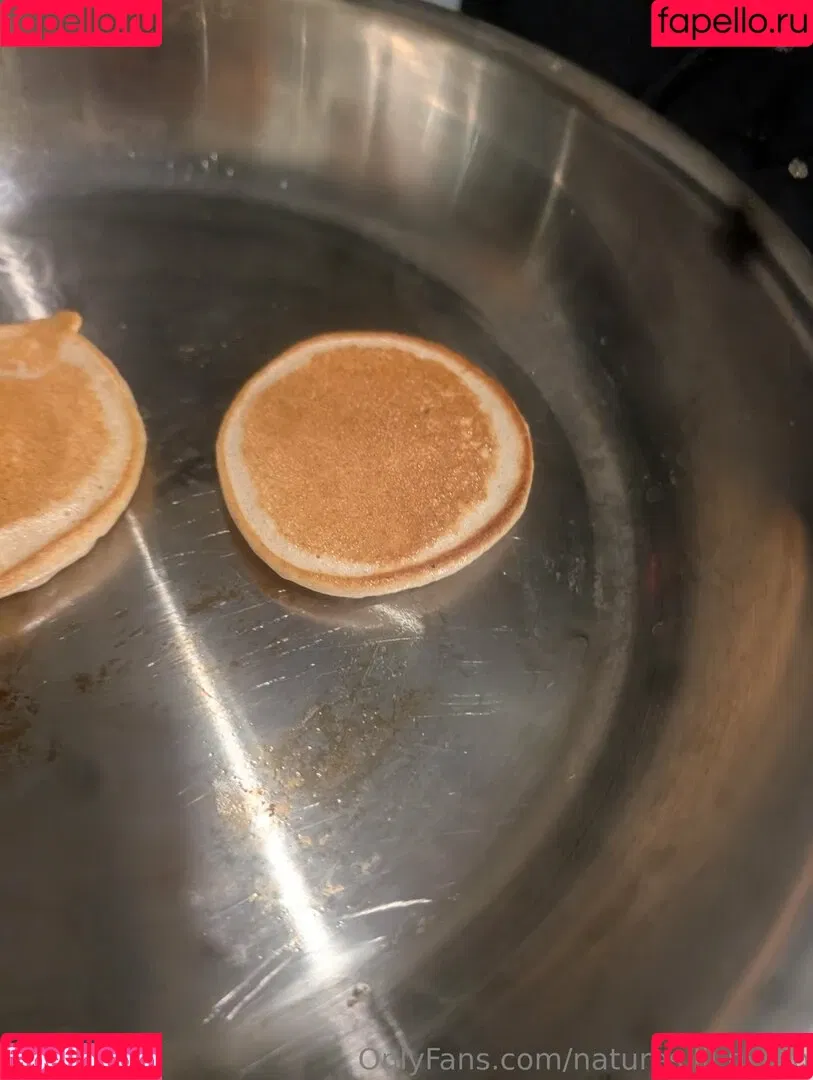 kitchen-Key-1478 / natures.lil.nymp / natures_lil_nymp Onlyfans Photo Gallery 