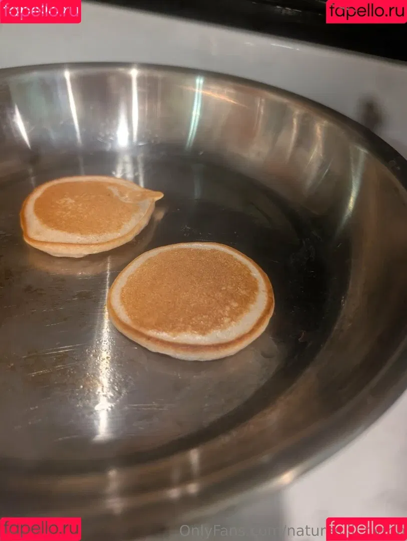 kitchen-Key-1478 / natures.lil.nymp / natures_lil_nymp Onlyfans Photo Gallery 