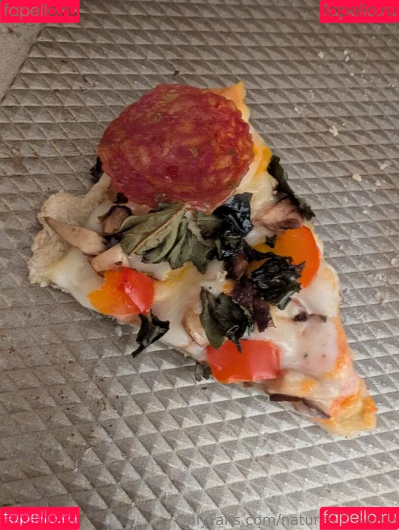 kitchen-Key-1478 / natures.lil.nymp / natures_lil_nymp Onlyfans Photo Gallery 