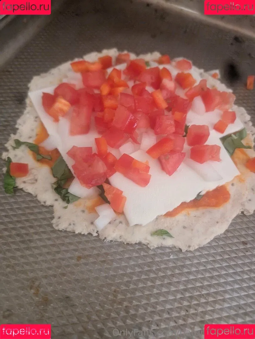 kitchen-Key-1478 / natures.lil.nymp / natures_lil_nymp Onlyfans Photo Gallery 