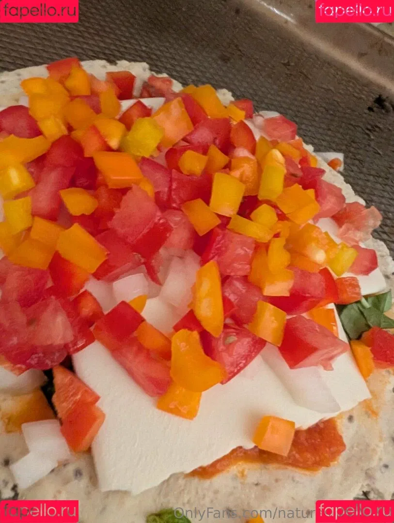 kitchen-Key-1478 / natures.lil.nymp / natures_lil_nymp Onlyfans Photo Gallery 