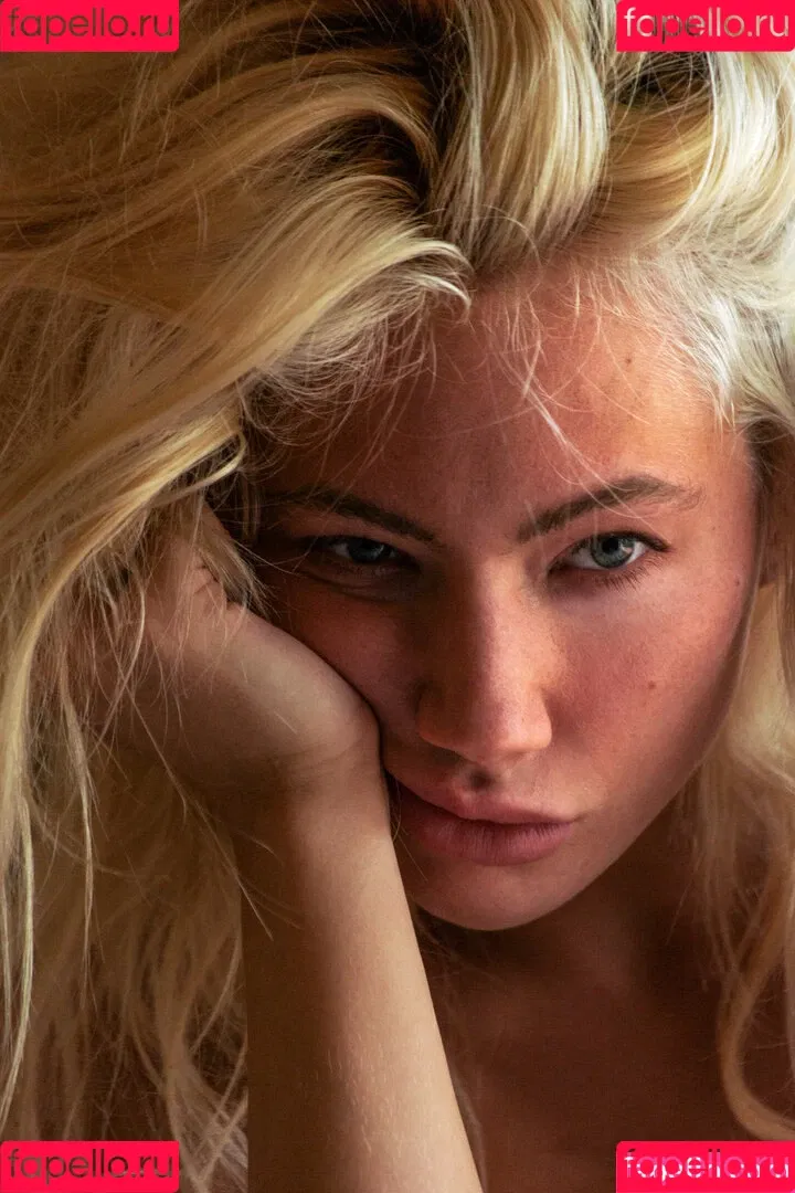 Ivy Wolfe / ivywolfesworld / officialivywolfe Onlyfans Photo Gallery 