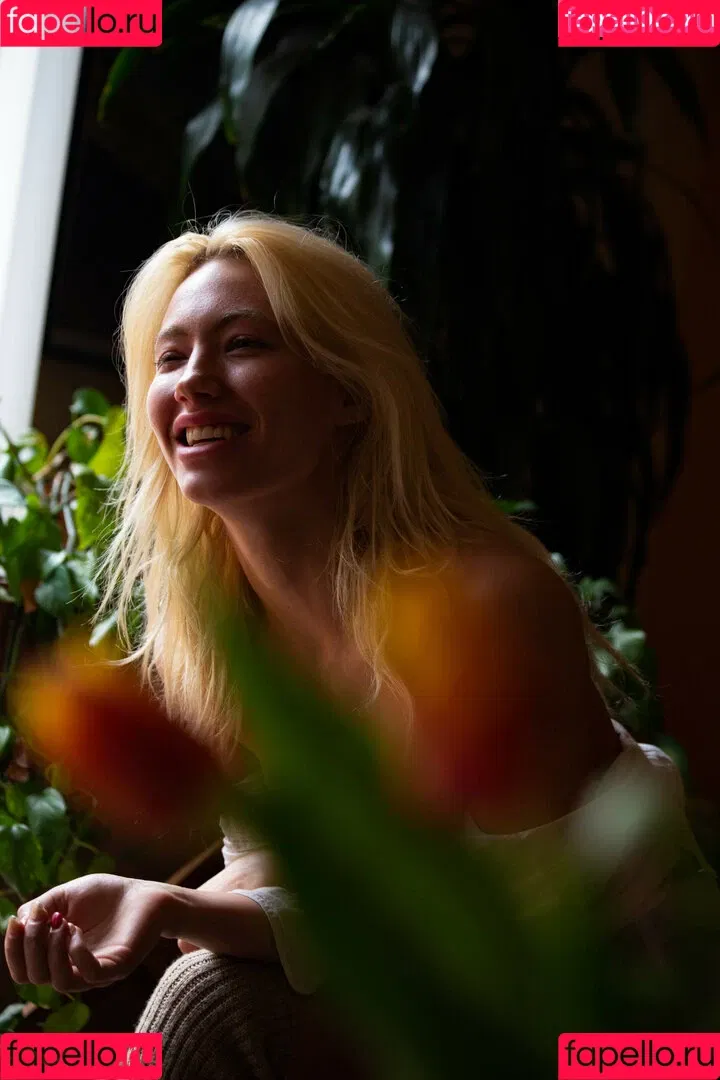 Ivy Wolfe / ivywolfesworld / officialivywolfe Onlyfans Photo Gallery 