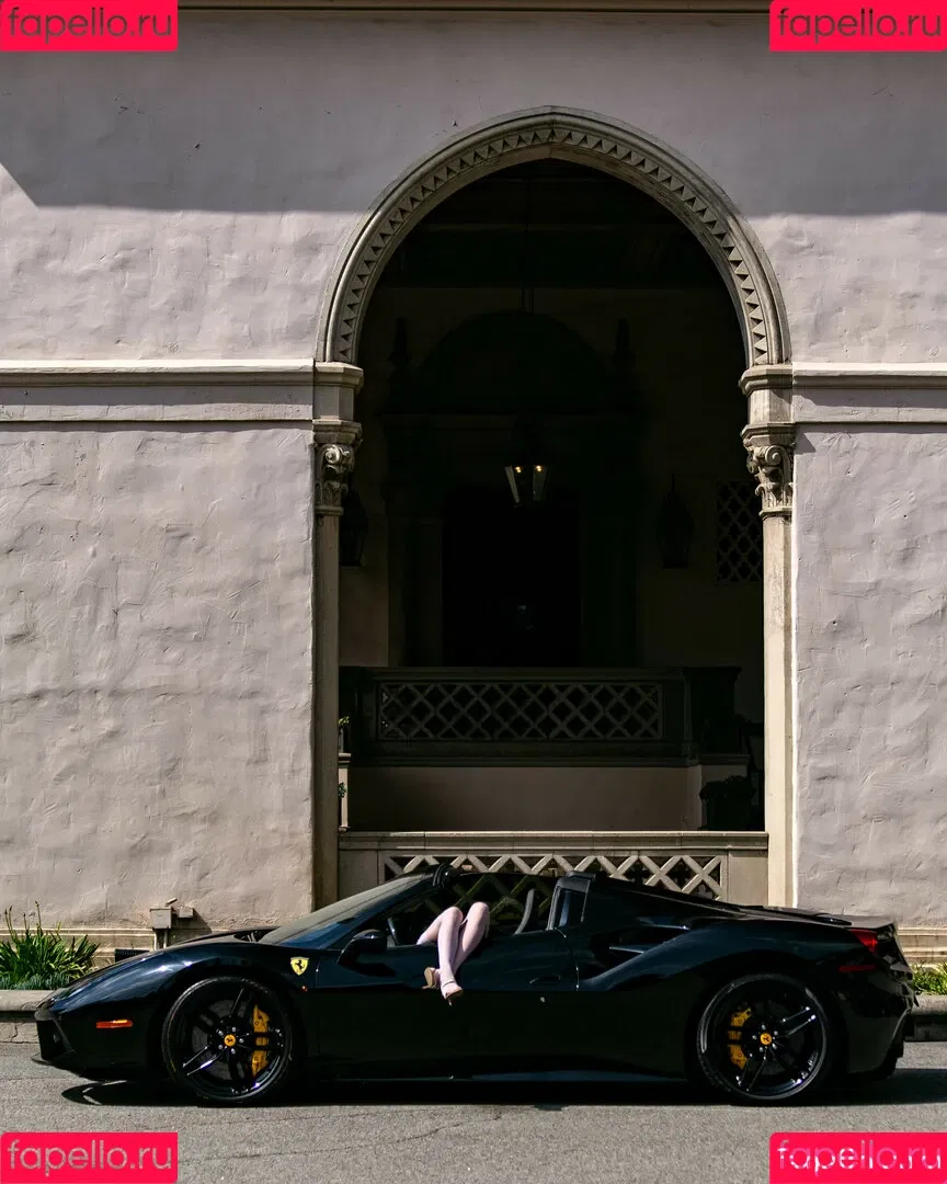 Ivy Wolfe / ivywolfesworld / officialivywolfe Onlyfans Photo Gallery 