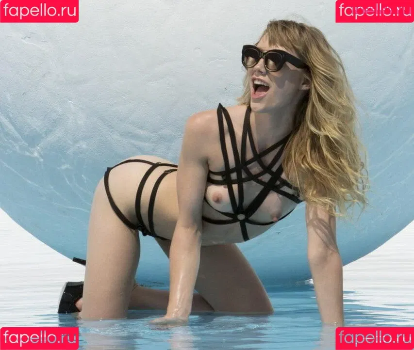 Ivy Wolfe / ivywolfesworld / officialivywolfe Onlyfans Photo Gallery 