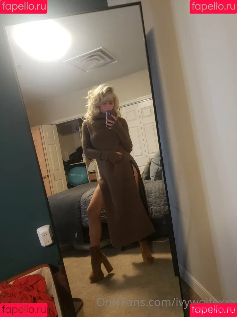 Ivy Wolfe / ivywolfesworld / officialivywolfe Onlyfans Photo Gallery 