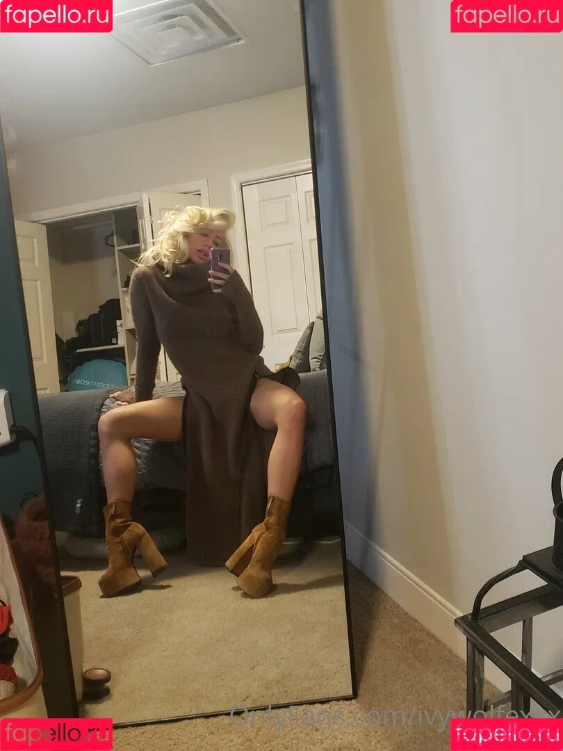 Ivy Wolfe / ivywolfesworld / officialivywolfe Onlyfans Photo Gallery 