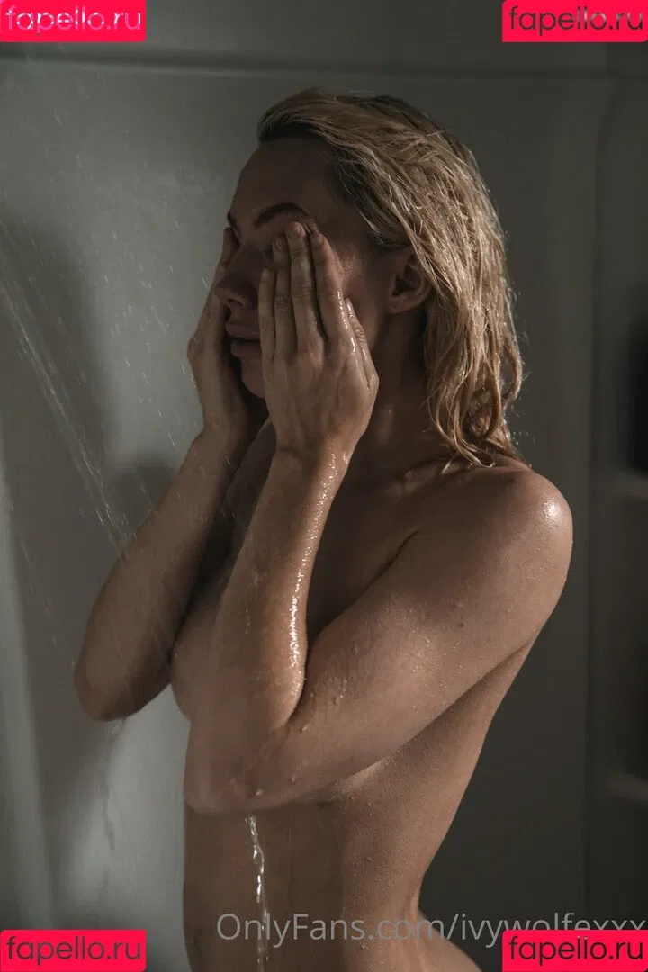 Ivy Wolfe / ivywolfesworld / officialivywolfe Onlyfans Photo Gallery 