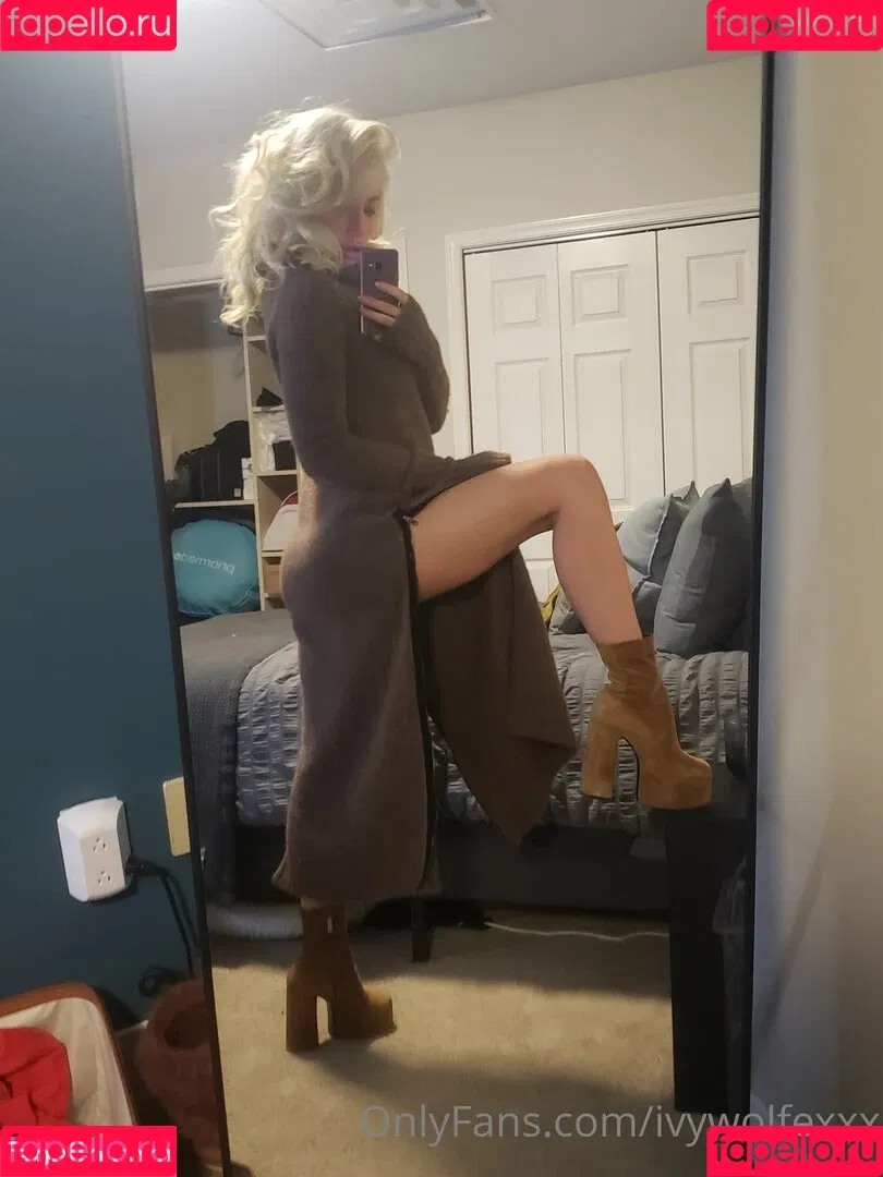 Ivy Wolfe / ivywolfesworld / officialivywolfe Onlyfans Photo Gallery 