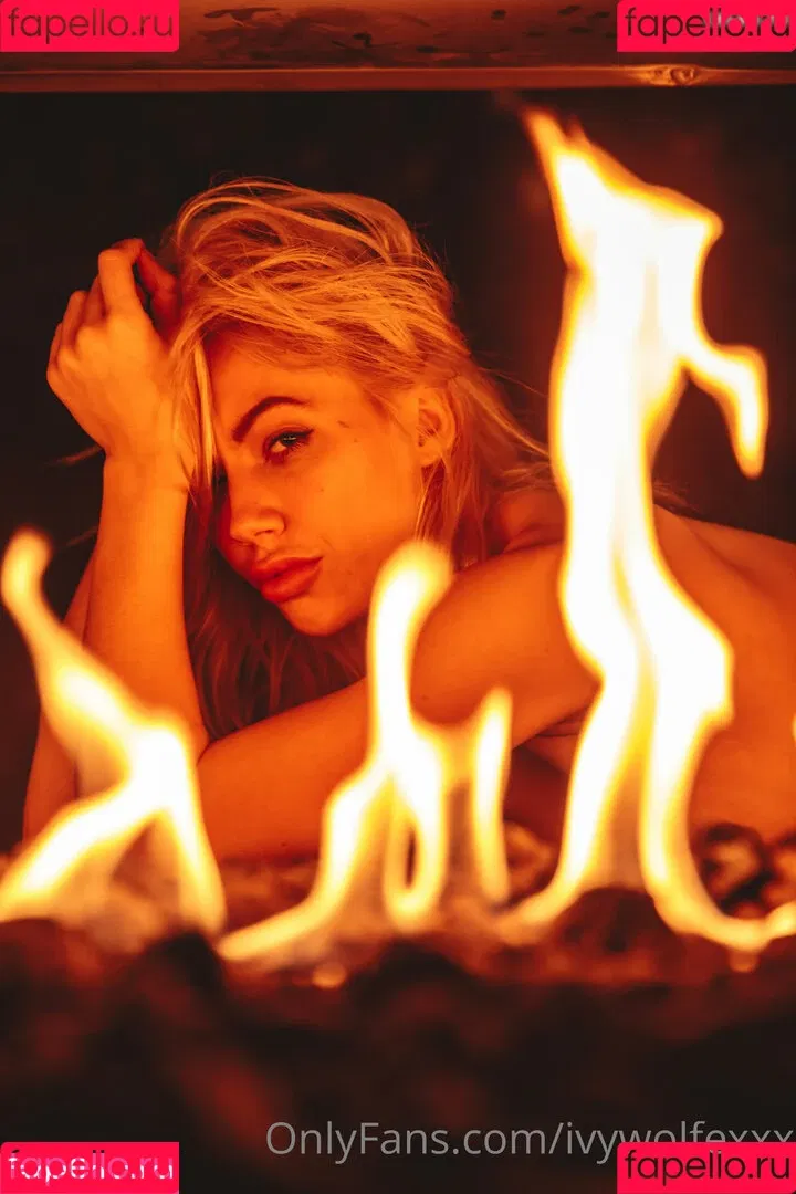 Ivy Wolfe / ivywolfesworld / officialivywolfe Onlyfans Photo Gallery 