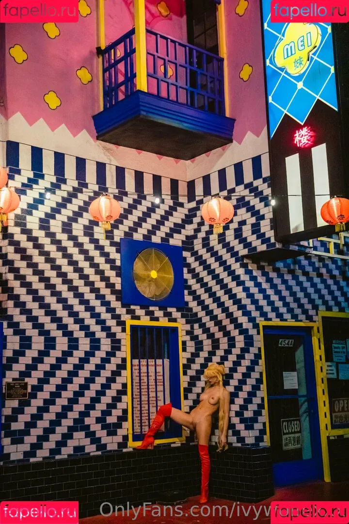 Ivy Wolfe / ivywolfesworld / officialivywolfe Onlyfans Photo Gallery 