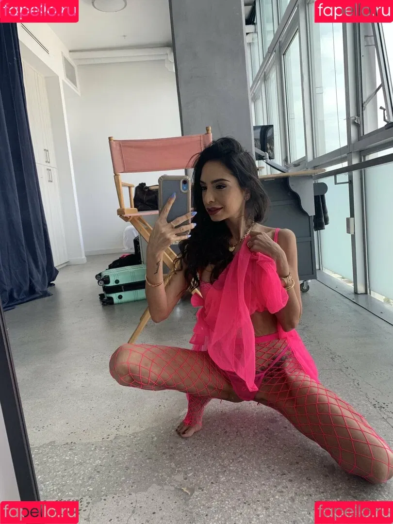 officialtrinitystclair / trinitystclair Onlyfans Photo Gallery 