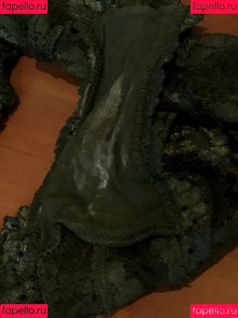 officialtrinitystclair / trinitystclair Onlyfans Photo Gallery 