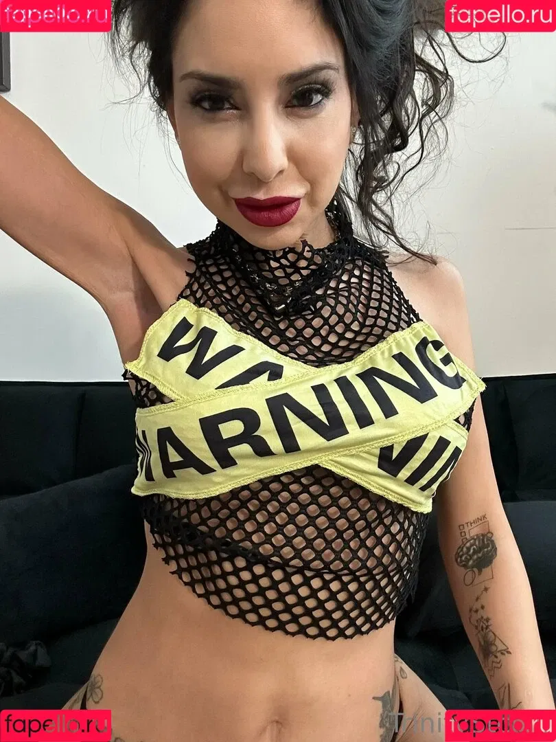 officialtrinitystclair / trinitystclair Onlyfans Photo Gallery 