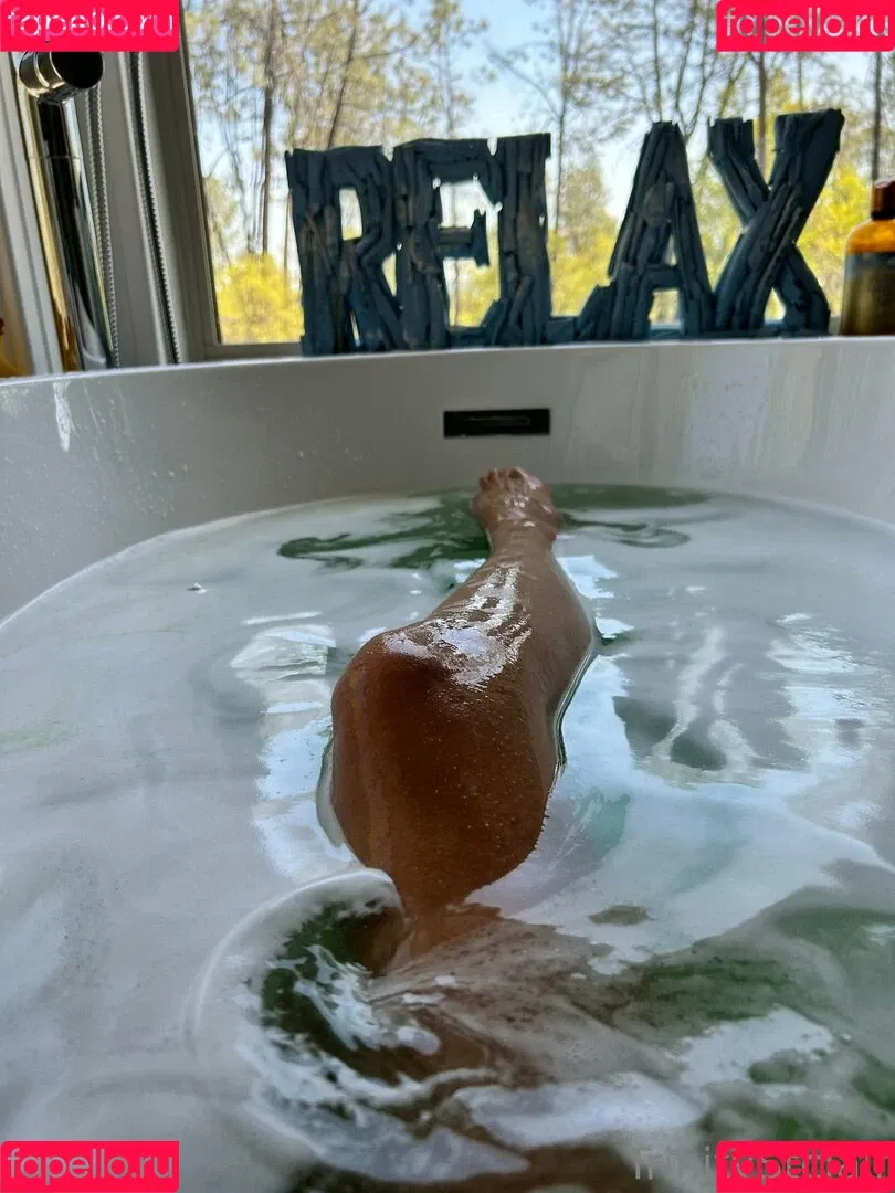 officialtrinitystclair / trinitystclair Onlyfans Photo Gallery 