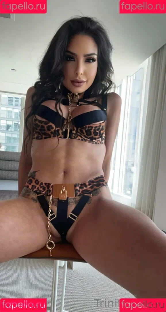 officialtrinitystclair / trinitystclair Onlyfans Photo Gallery 