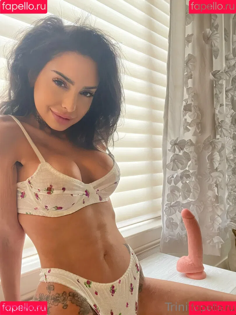 officialtrinitystclair / trinitystclair Onlyfans Photo Gallery 