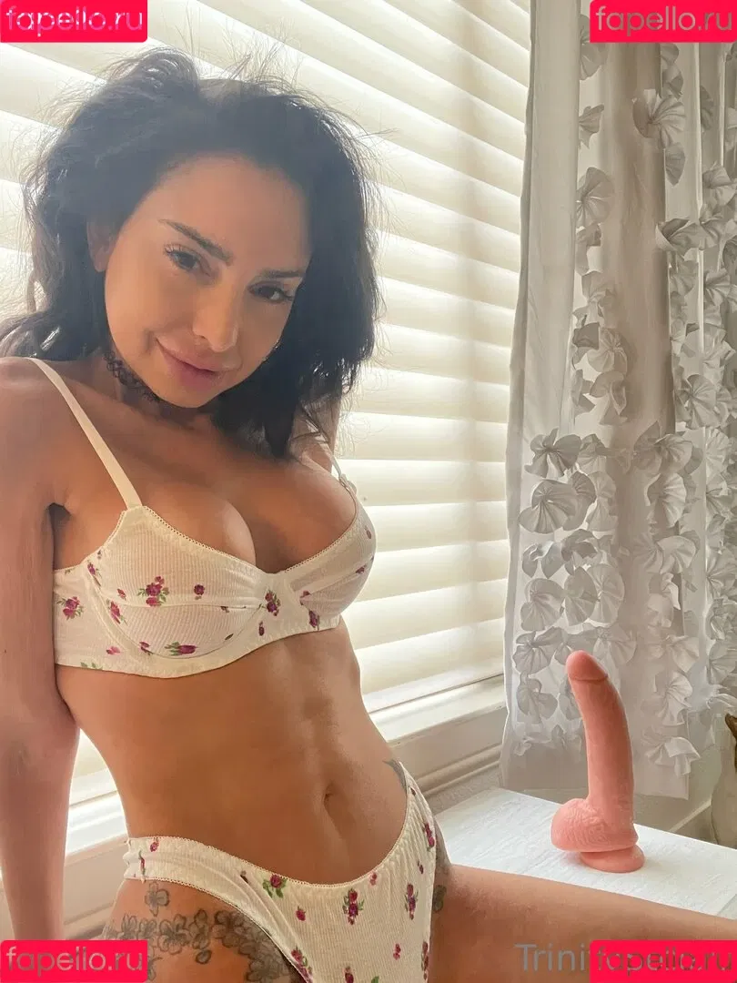 officialtrinitystclair / trinitystclair Onlyfans Photo Gallery 