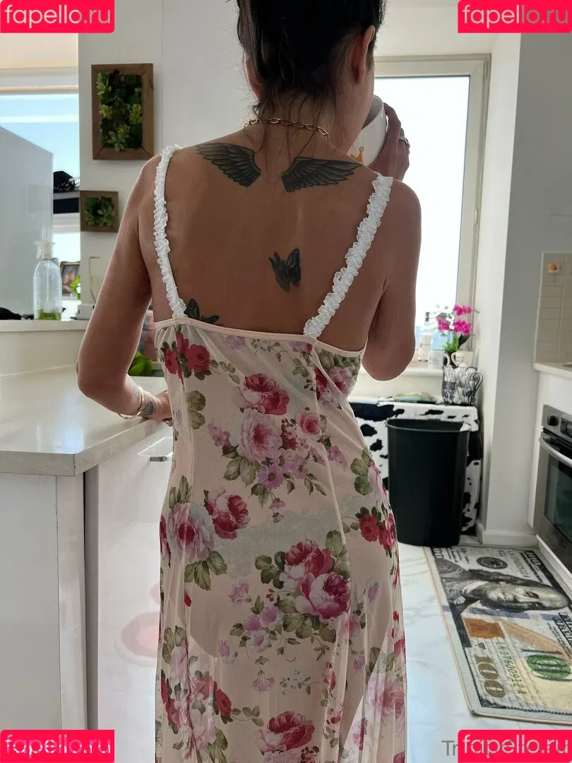 officialtrinitystclair / trinitystclair Onlyfans Photo Gallery 