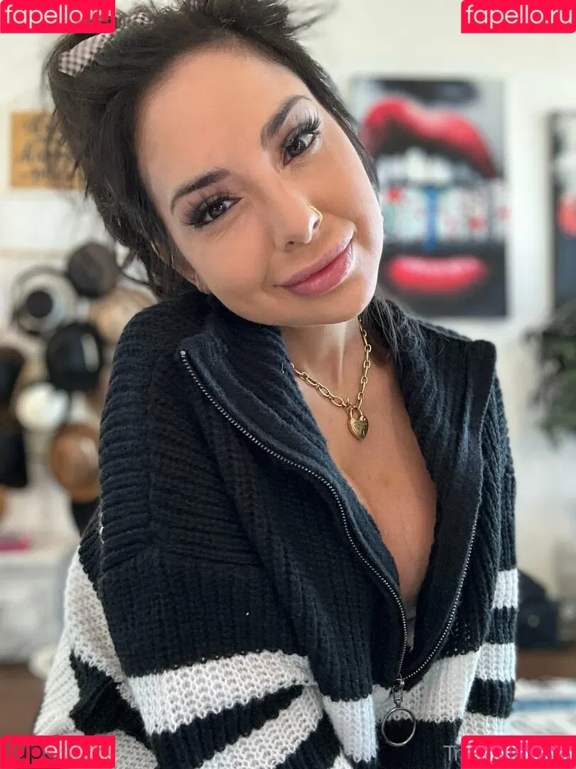 officialtrinitystclair / trinitystclair Onlyfans Photo Gallery 