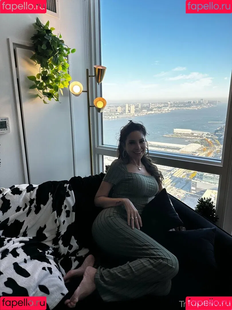 officialtrinitystclair / trinitystclair Onlyfans Photo Gallery 