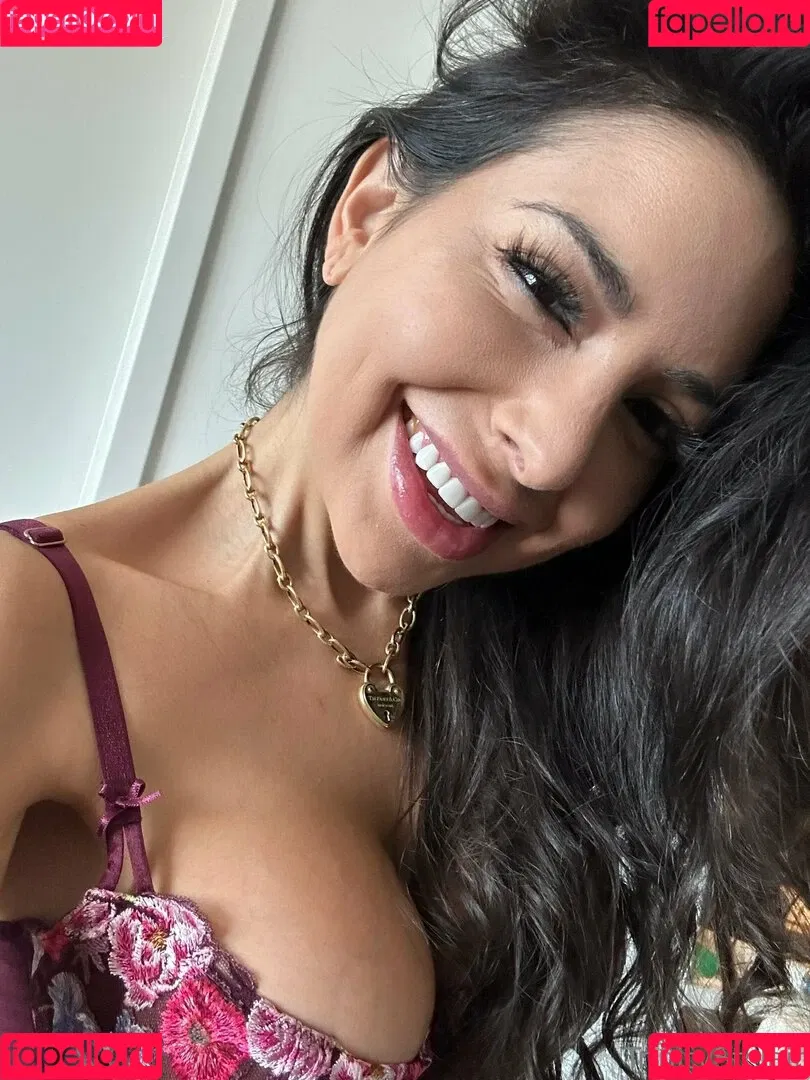 officialtrinitystclair / trinitystclair Onlyfans Photo Gallery 