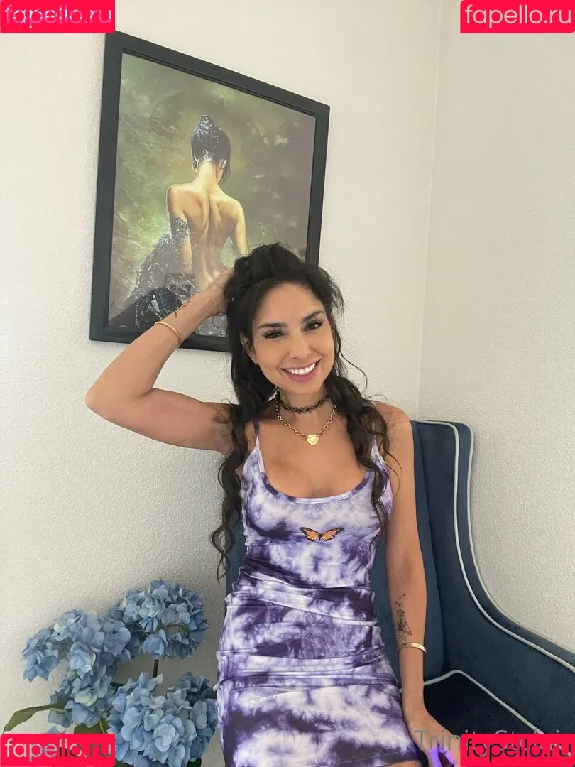 officialtrinitystclair / trinitystclair Onlyfans Photo Gallery 