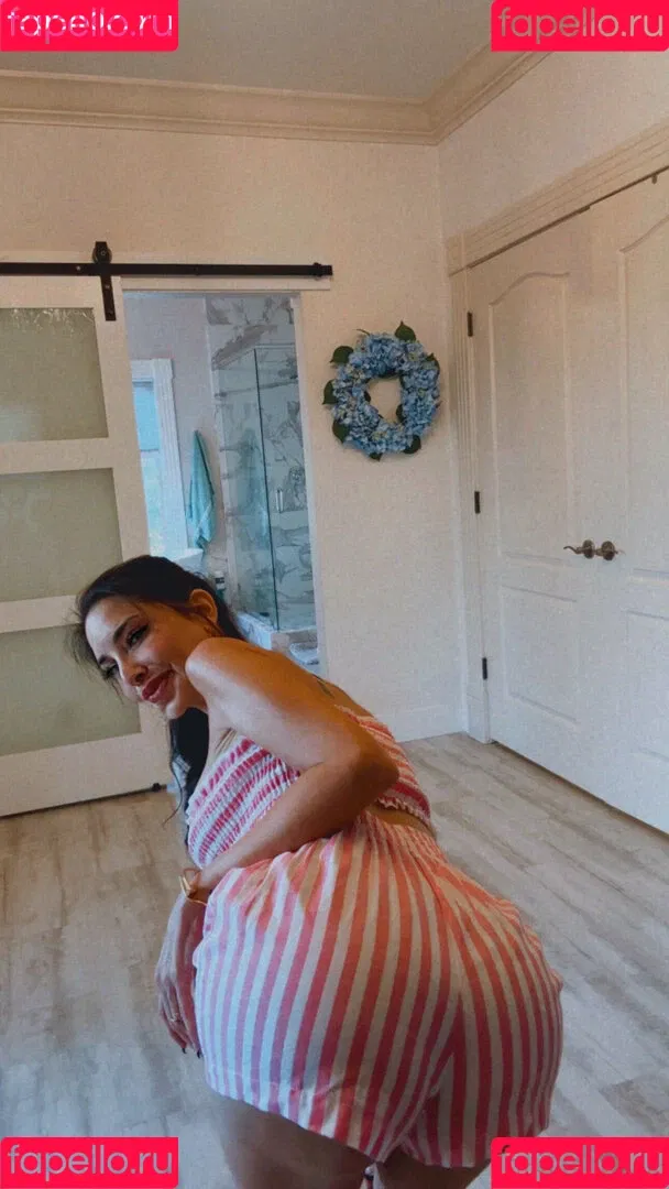 officialtrinitystclair / trinitystclair Onlyfans Photo Gallery 