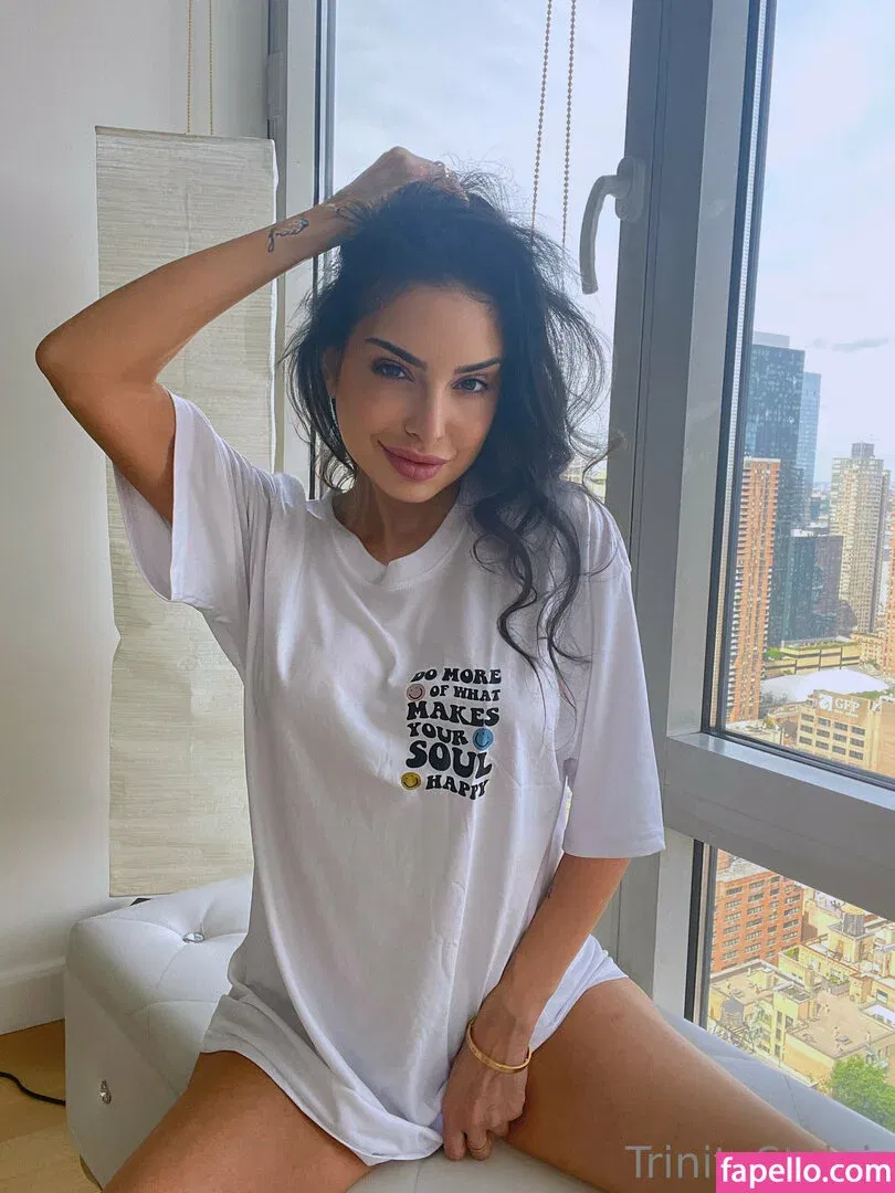 officialtrinitystclair / trinitystclair Onlyfans Photo Gallery 