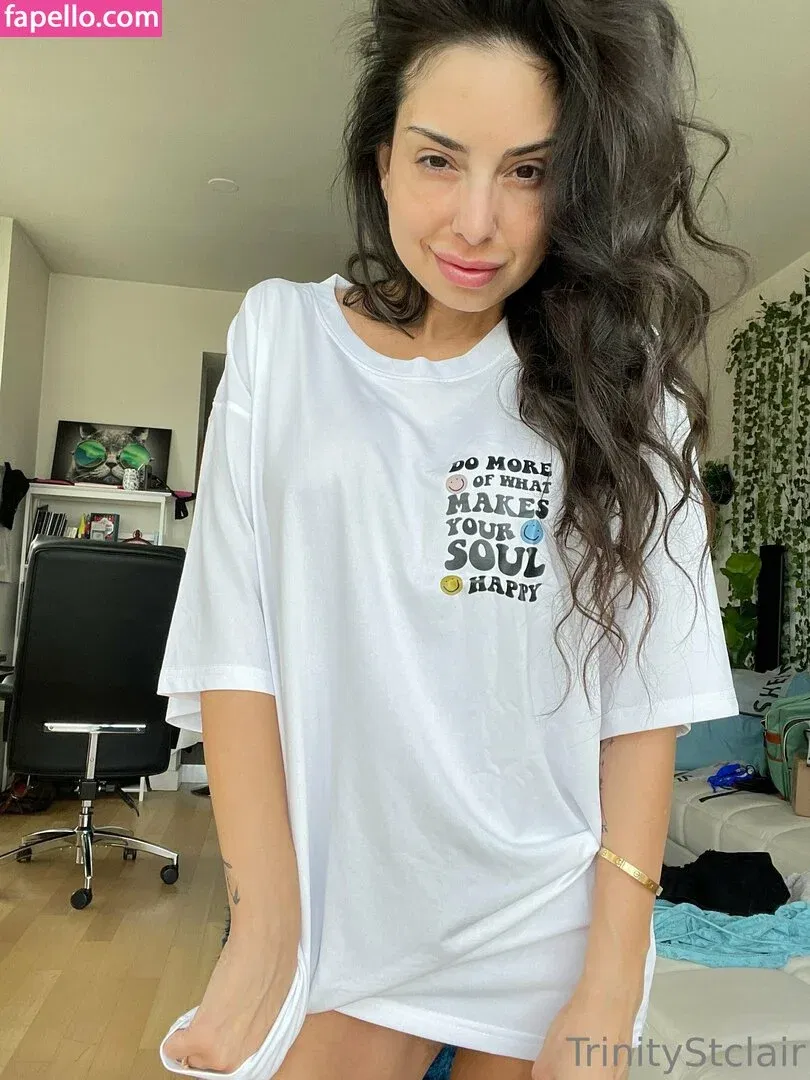 officialtrinitystclair / trinitystclair Onlyfans Photo Gallery 