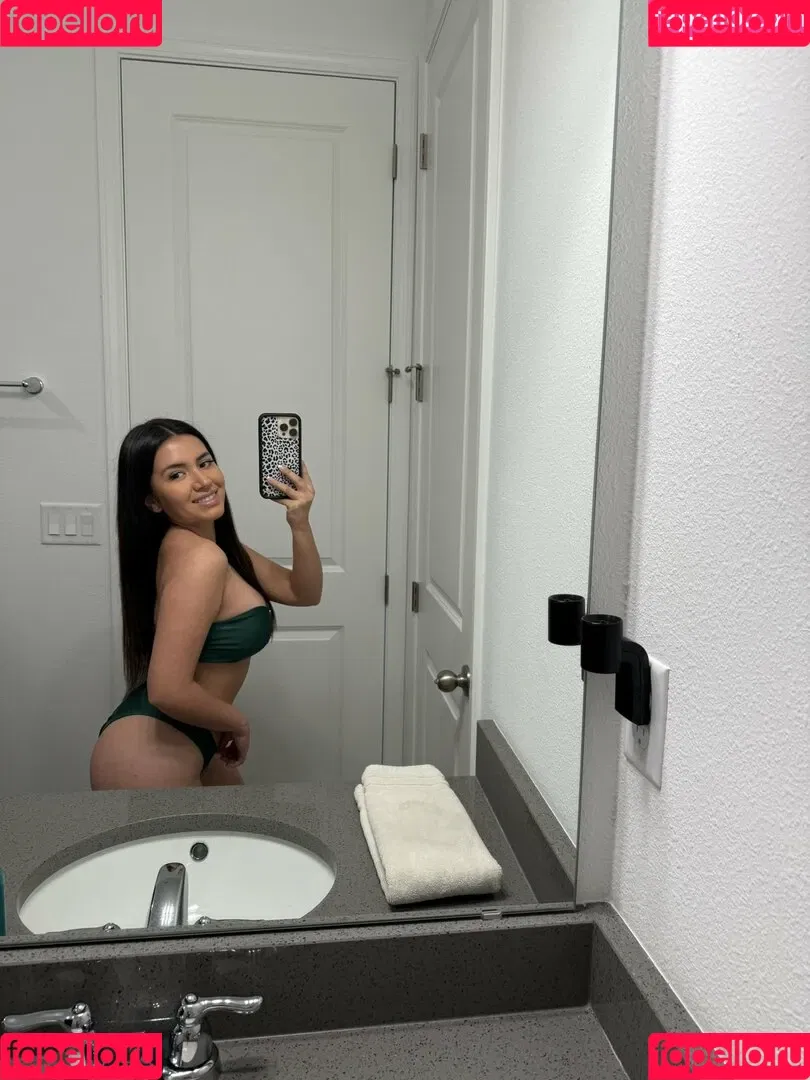 Janexy Sanchez / Social Media Post / janexysanchez Onlyfans Photo Gallery 