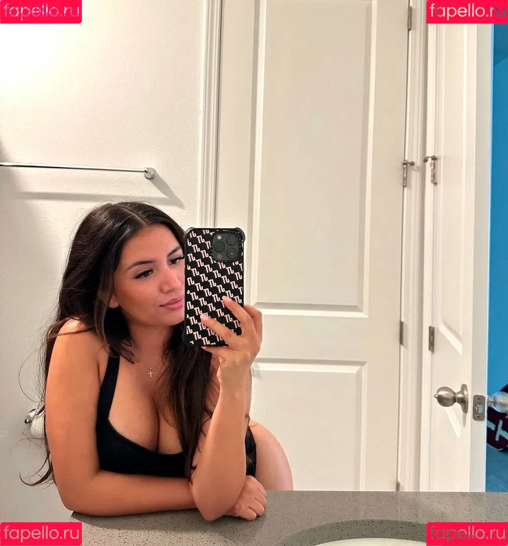Janexy Sanchez / Social Media Post / janexysanchez Onlyfans Photo Gallery 