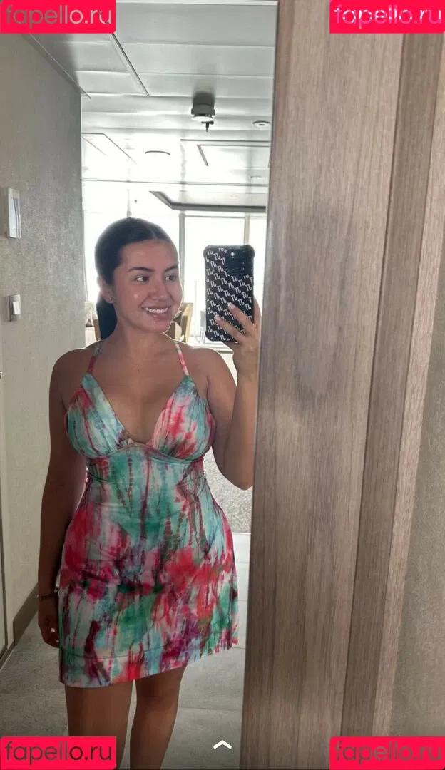 Janexy Sanchez / Social Media Post / janexysanchez Onlyfans Photo Gallery 