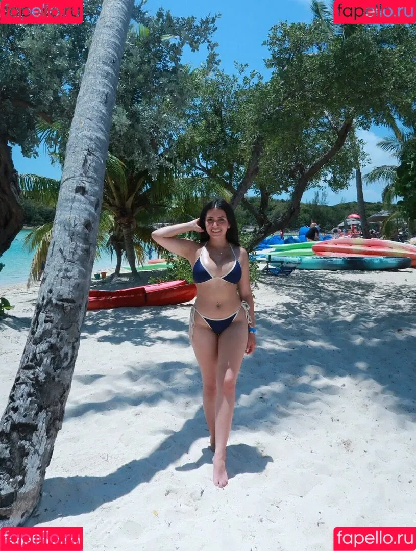 Janexy Sanchez / Social Media Post / janexysanchez Onlyfans Photo Gallery 