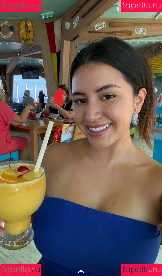 Janexy Sanchez / Social Media Post / janexysanchez Onlyfans Photo Gallery 