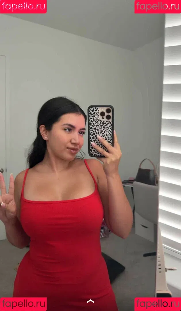 Janexy Sanchez / Social Media Post / janexysanchez Onlyfans Photo Gallery 