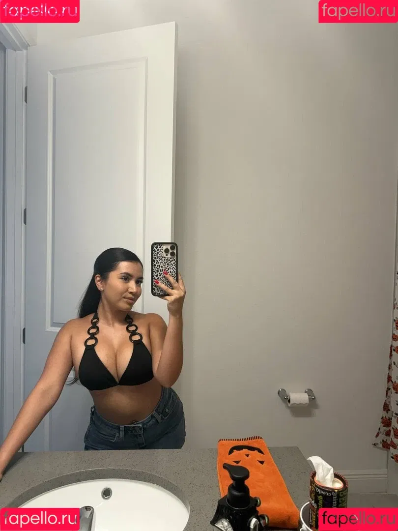 Janexy Sanchez / Social Media Post / janexysanchez Onlyfans Photo Gallery 