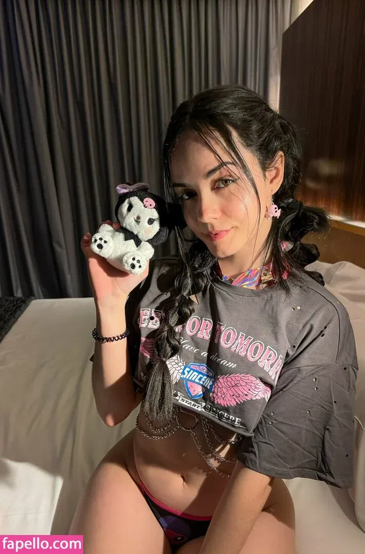 Stepsisterbby / justroommates Onlyfans Photo Gallery 