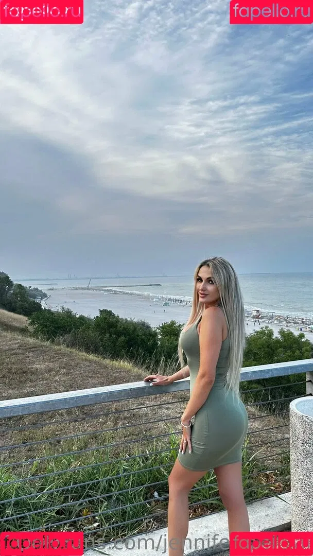 jeniferofficiel / jennifer-official Onlyfans Photo Gallery 
