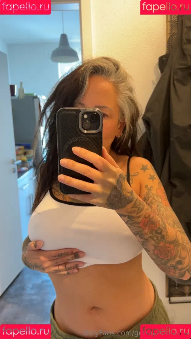 berlinbaddies / germanbaddies Onlyfans Photo Gallery 