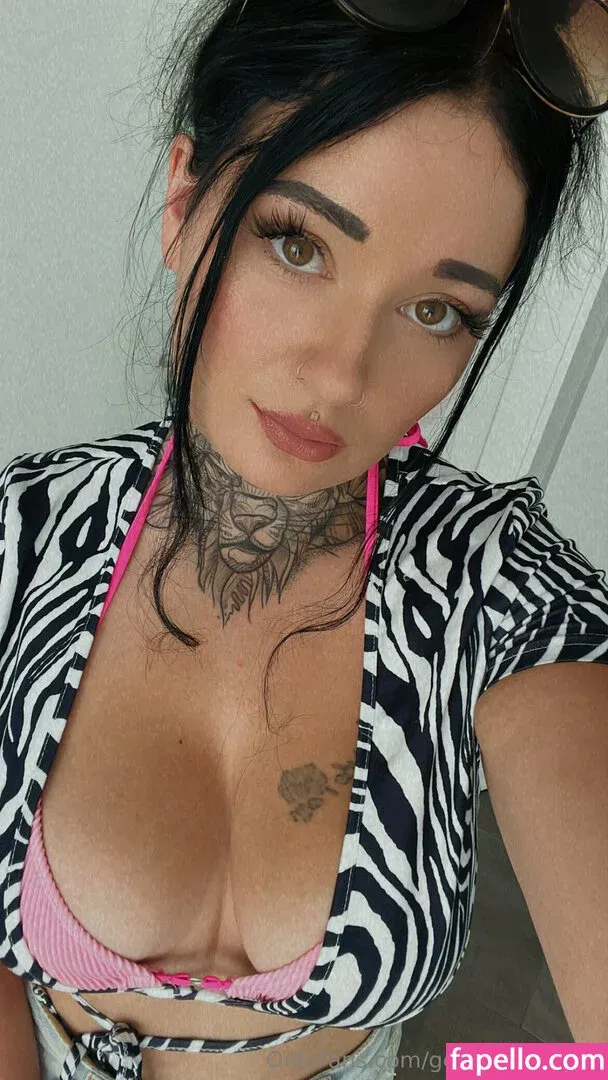 berlinbaddies / germanbaddies Onlyfans Photo Gallery 