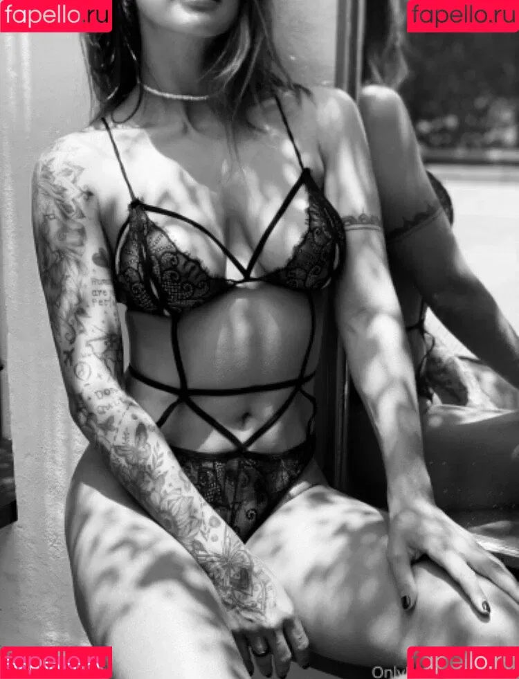 Naaja Onlyfans Photo Gallery 