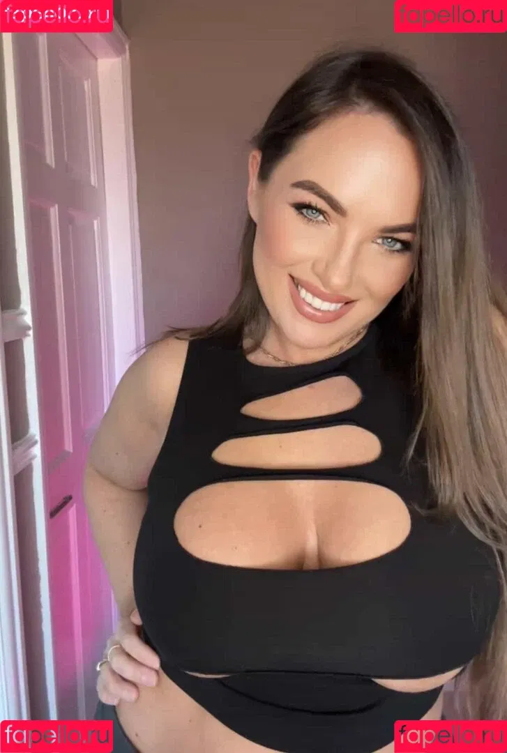 https: / jennynextdoorgirl / thegirlnextdoorr Onlyfans Photo Gallery 