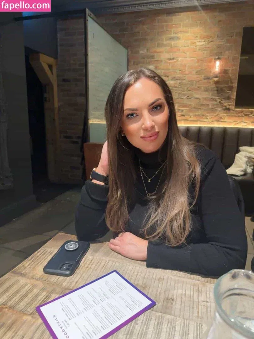 https: / jennynextdoorgirl / thegirlnextdoorr Onlyfans Photo Gallery 