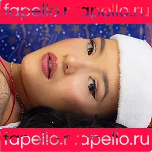 Little Seelie / Mary Glossop / glossy_fam / lil_seelie1 Onlyfans Photo Gallery 