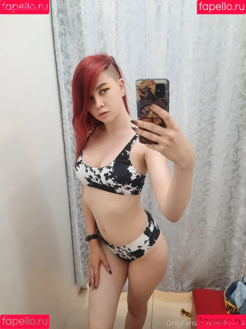 Alexandra Bessonova / sishka / sishka14 Onlyfans Photo Gallery 