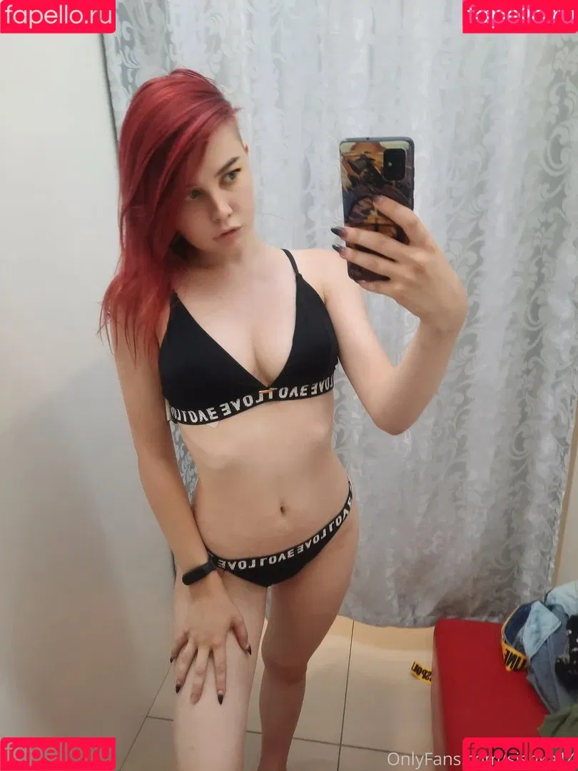 Alexandra Bessonova / sishka / sishka14 Onlyfans Photo Gallery 