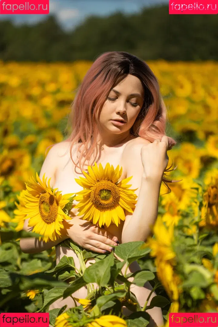 Alexandra Bessonova / sishka / sishka14 Onlyfans Photo Gallery 