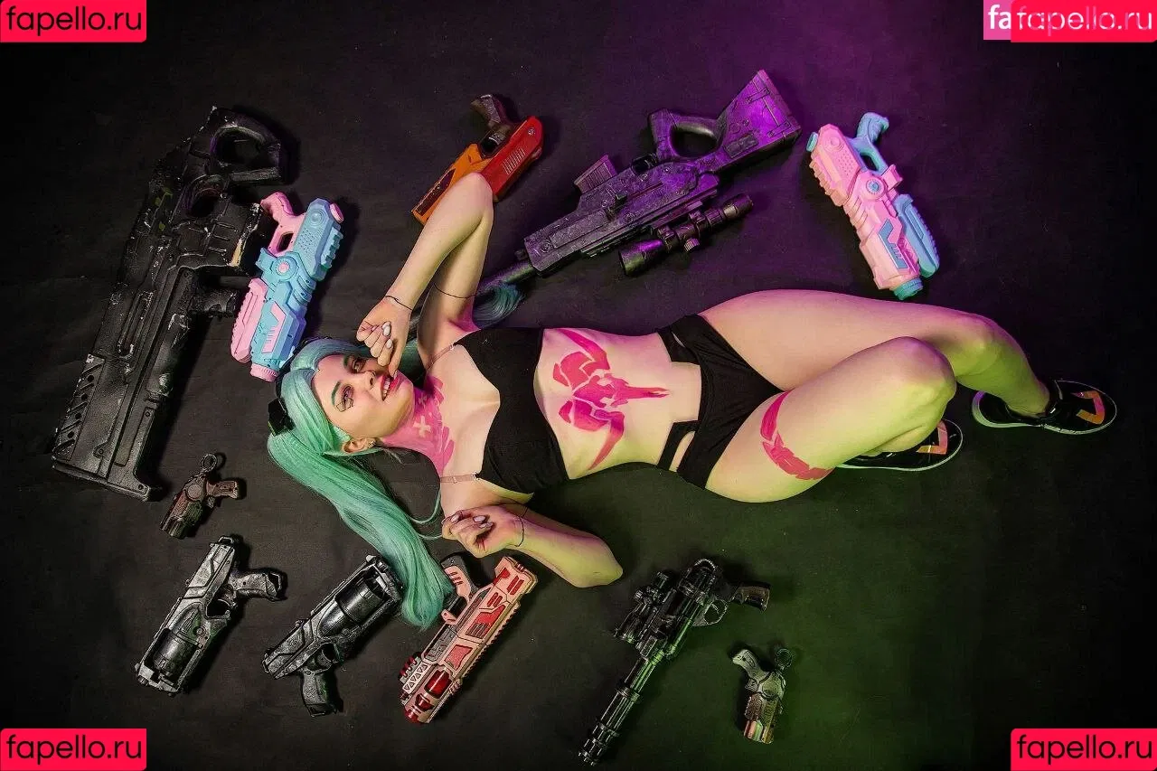 Alexandra Bessonova / sishka / sishka14 Onlyfans Photo Gallery 